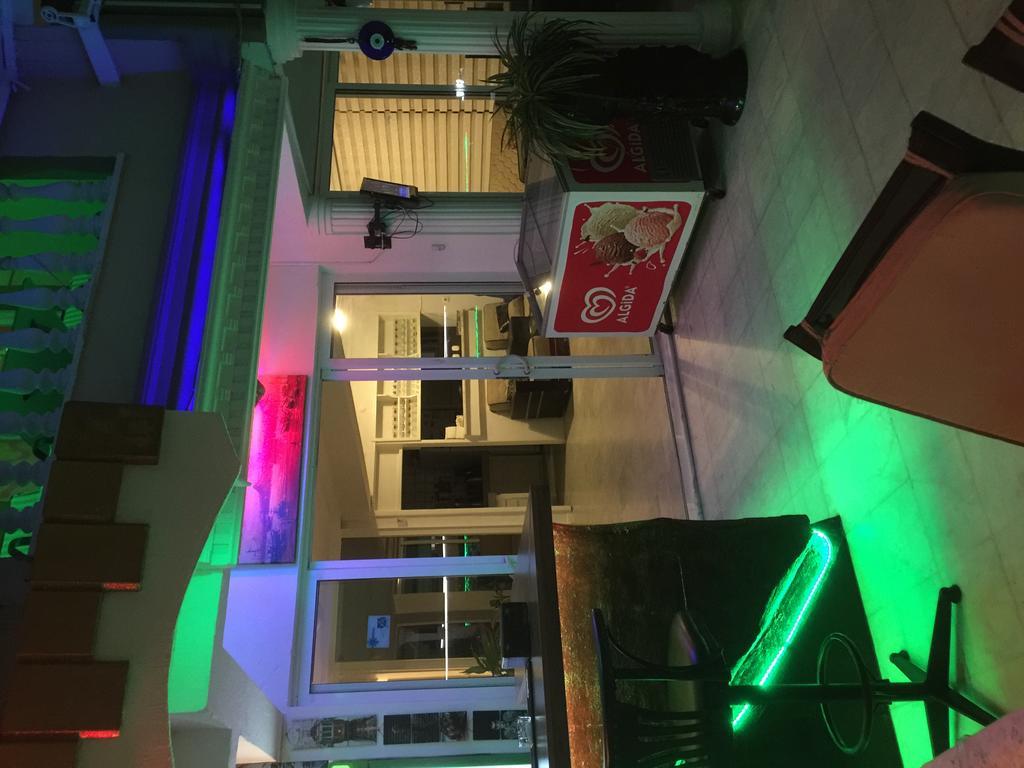Dm Hotel 马尔马里斯 外观 照片