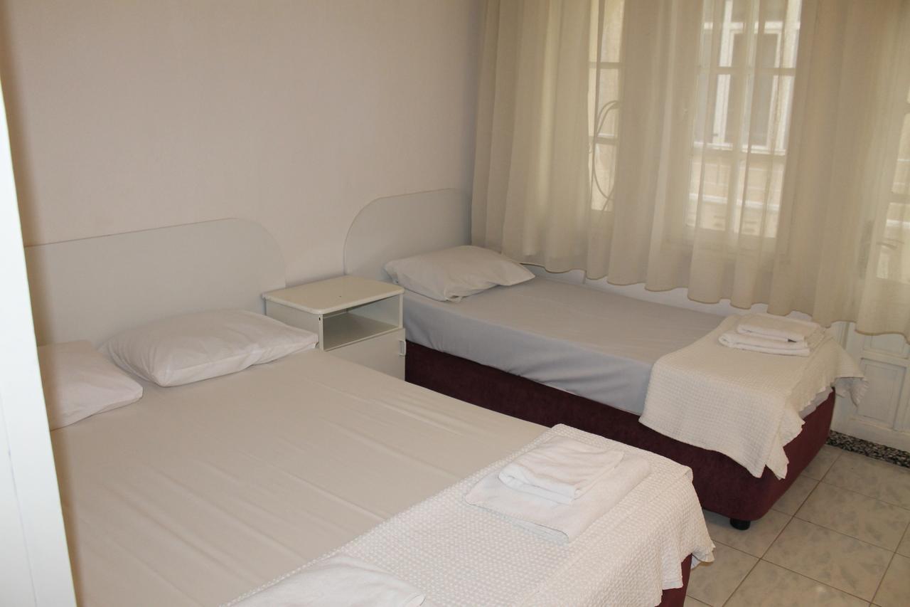 Dm Hotel 马尔马里斯 外观 照片