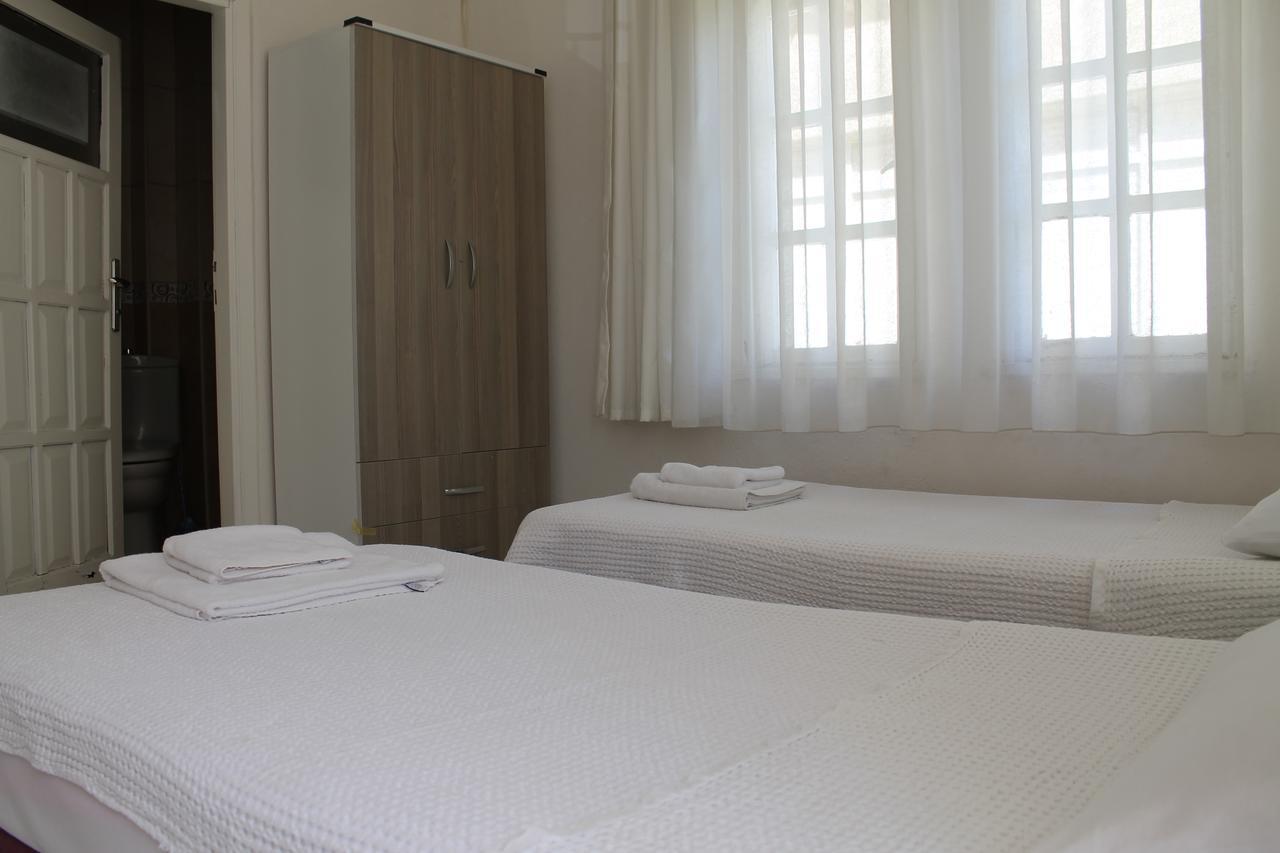 Dm Hotel 马尔马里斯 外观 照片